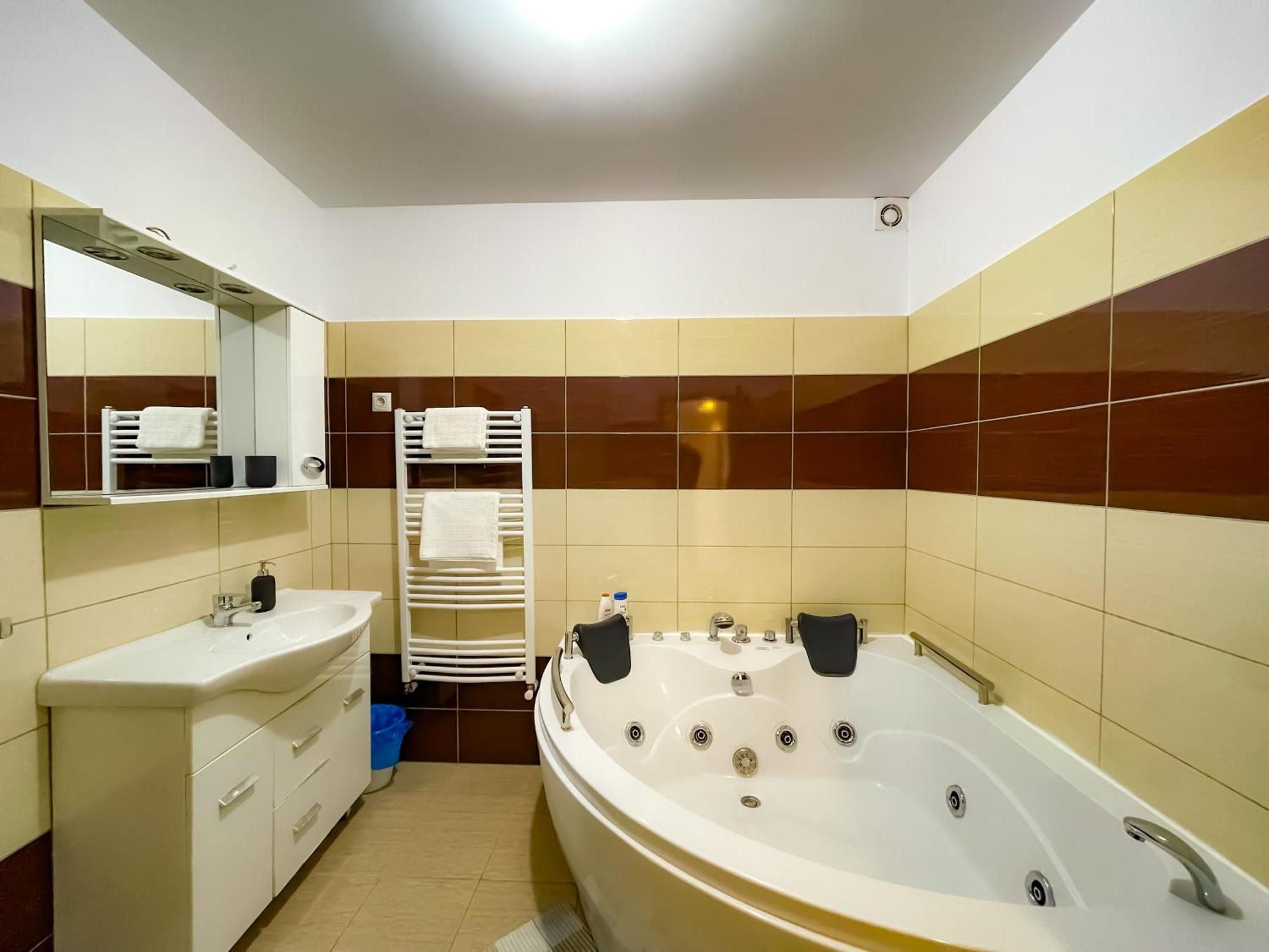 شقة Cool Flat In The Heart Of Bucharest'S Fun And History المظهر الخارجي الصورة