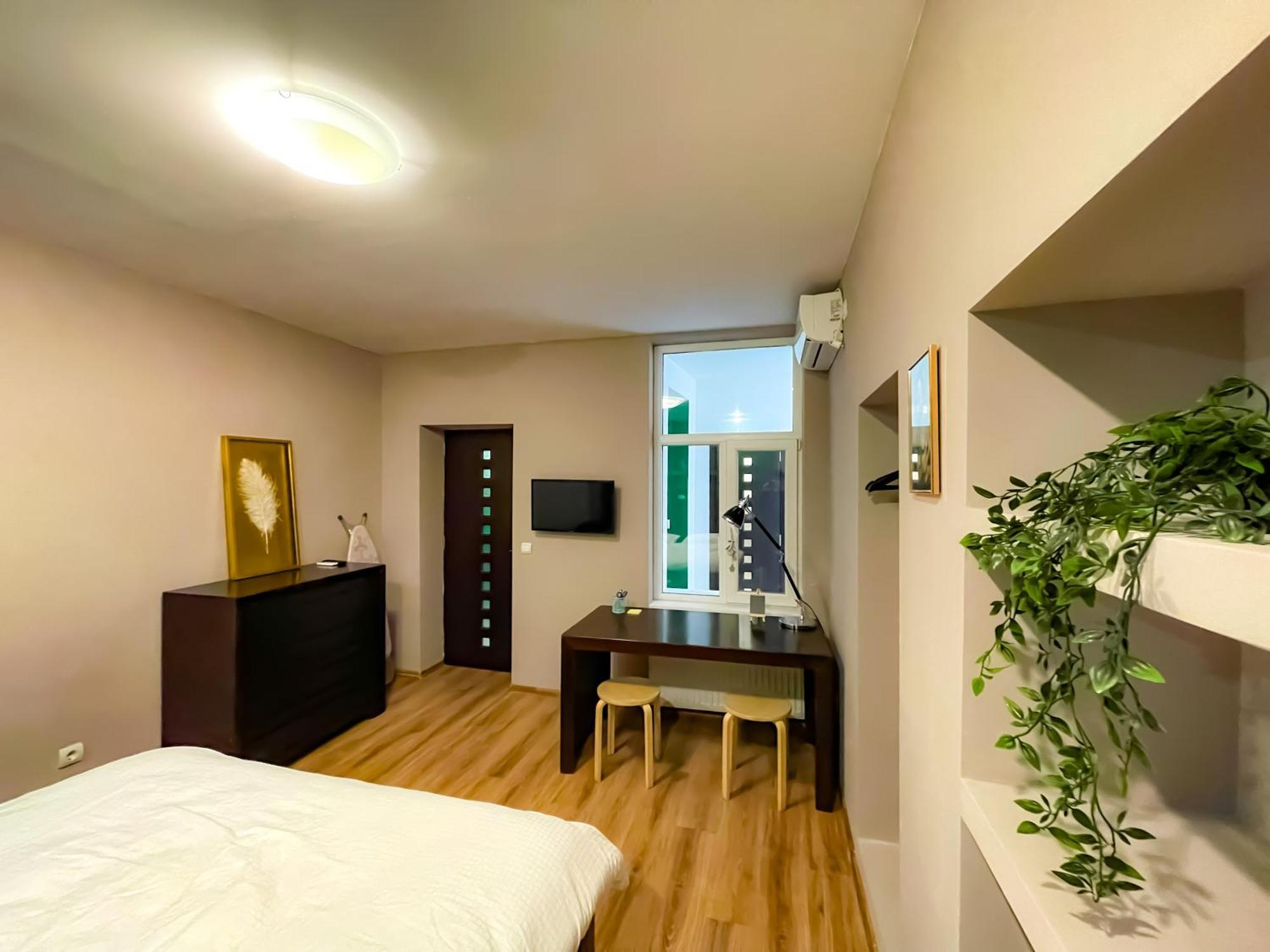 شقة Cool Flat In The Heart Of Bucharest'S Fun And History المظهر الخارجي الصورة